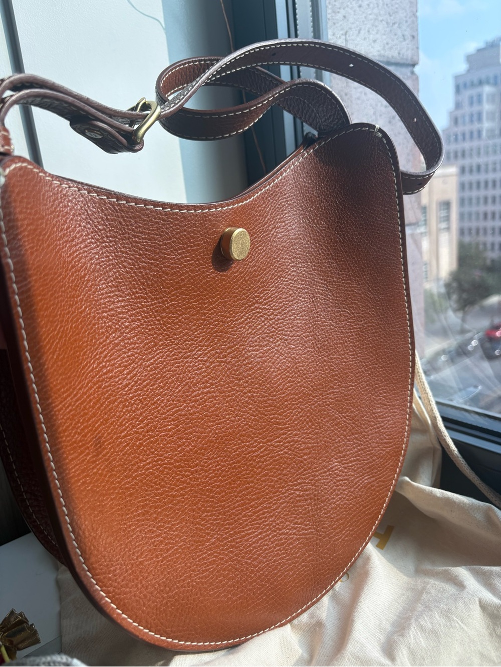 Lindquist Object Savoie in Leather Brown